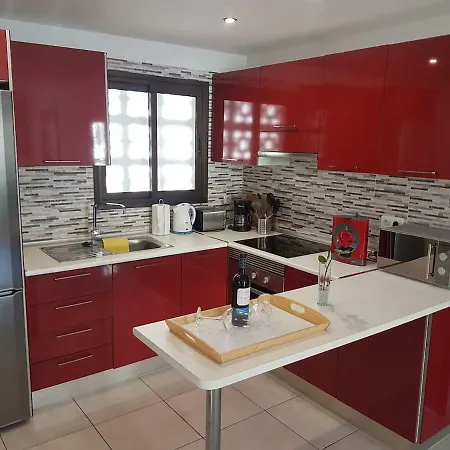 Apartmán Sunset Bay Only 290m To The Beach, Near Puerto Colon, Heated Pool, Wifi Adeje