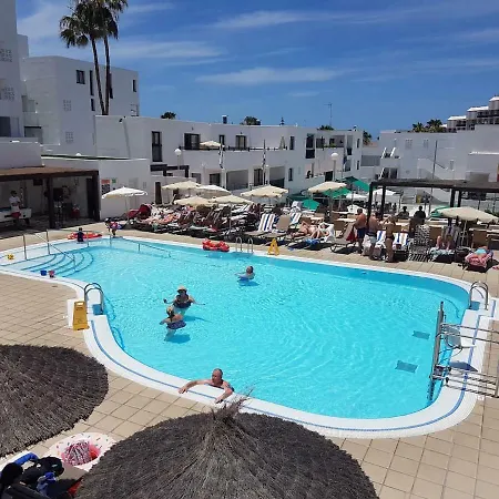 Sunset Bay Only 290m To The Beach, Near Puerto Colon, Heated Pool, Wifi *